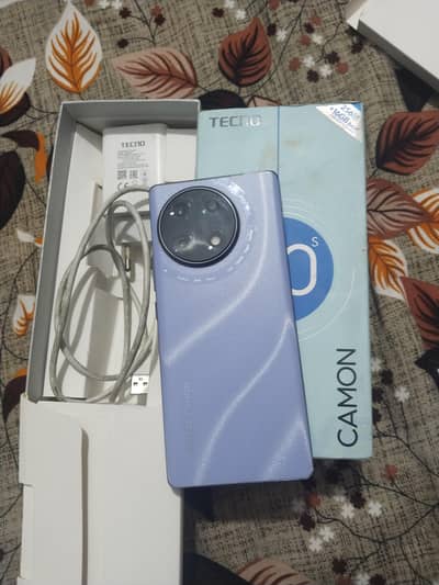 Tecno CAMON 30S 8/256 complete Box 03264946273