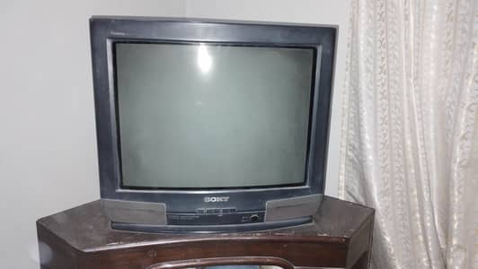 Sony Trinitron 21" CRT TV