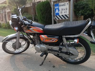Honda 125 CG bike My call watsaap  https://wa. me/03297108320