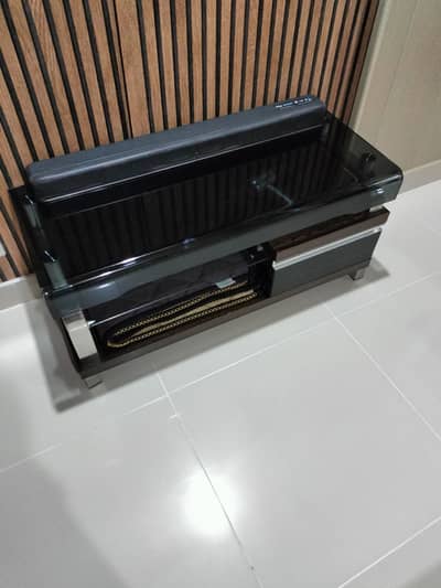 T. v console