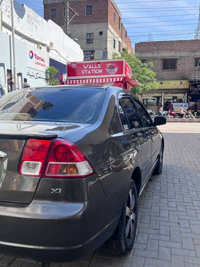 Honda Civic Prosmetic 2005