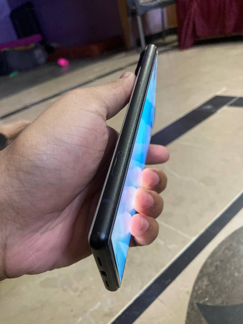 Google Pixel 6 4