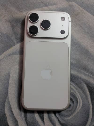Apple iPhone 17 Pro jv