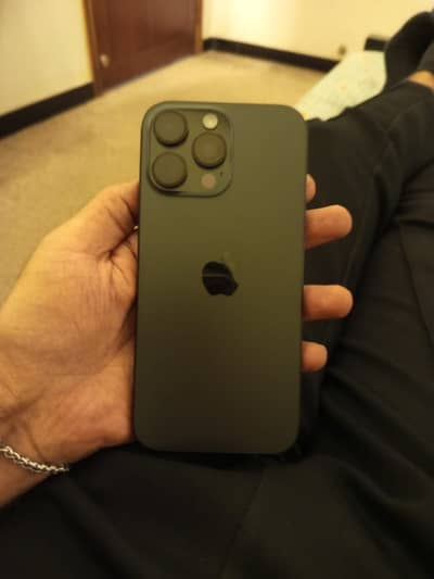 Apple iPhone 16 Pro Max factory unlock
