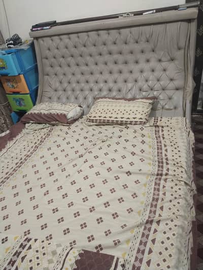 king size modern bed
