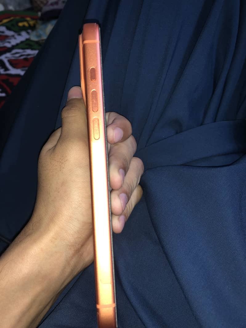 Apple iPhone 17 Pro Max 0