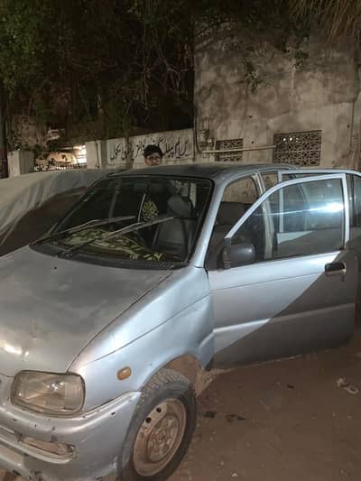 Daihatsu Cuore 2003