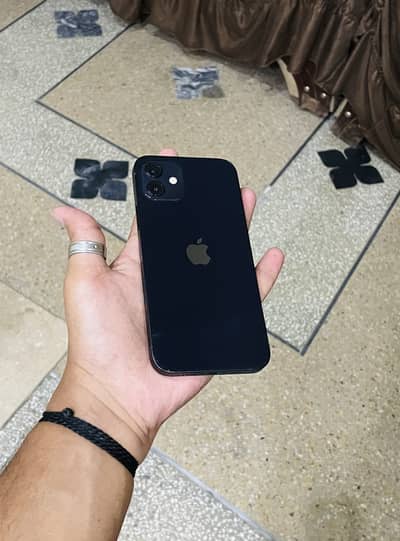 Apple iPhone 12