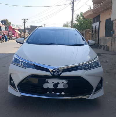 Toyota Corolla XLi 2017 with Driver Available in Sialkot"