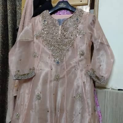 baraat lehnga nd walima maxi