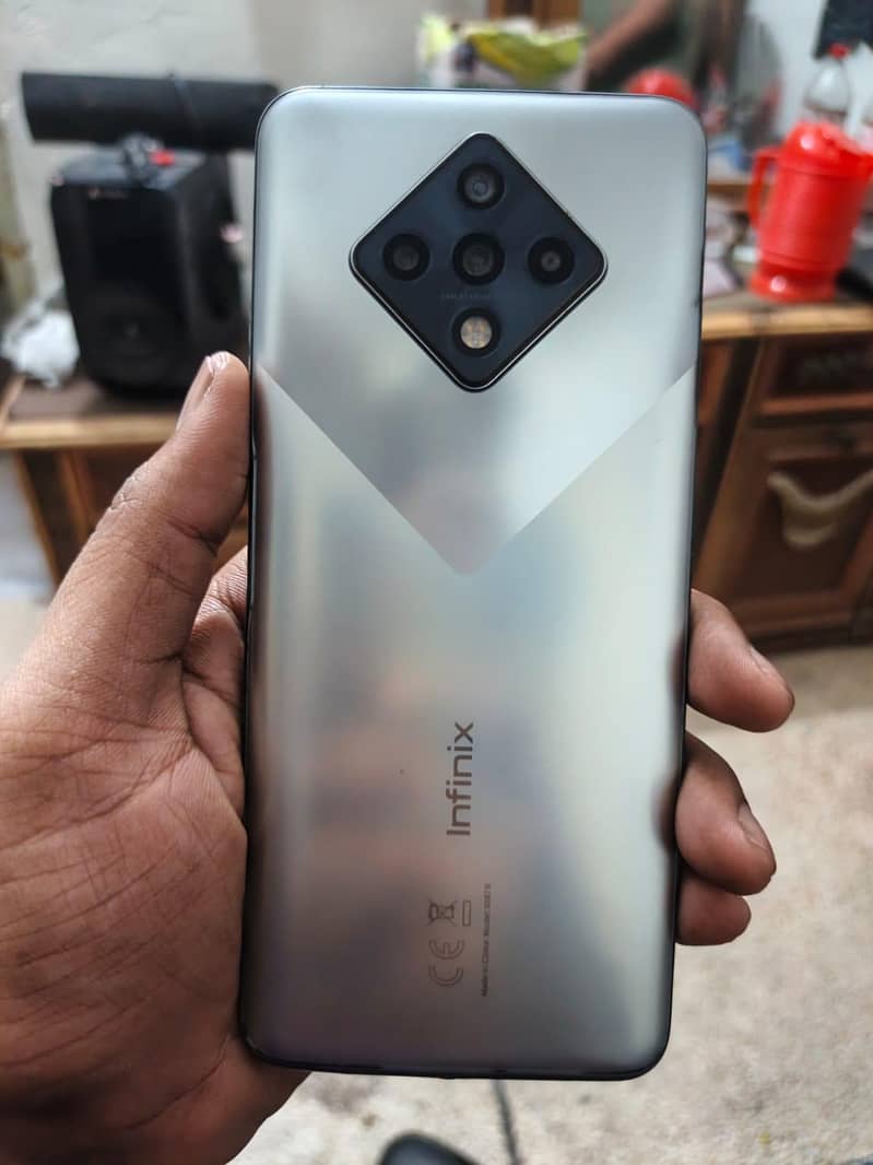 Infinix Zero 8 2