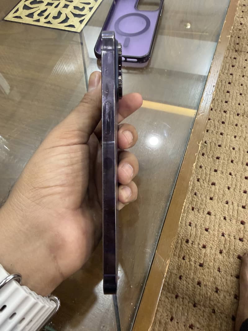 Apple iPhone 14 Pro Max 5