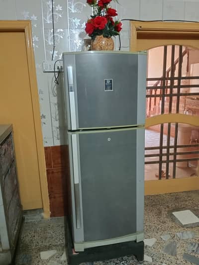 refrigerator of Dawlance copy and fridge of waves company