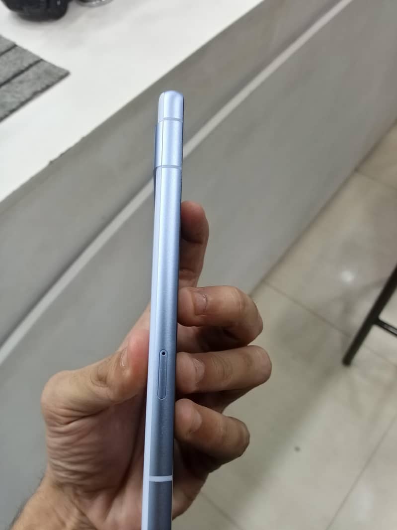 Google Pixel 7a 5