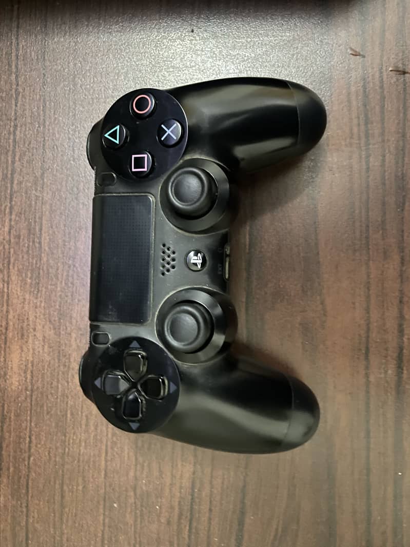 PS4 1TB 2