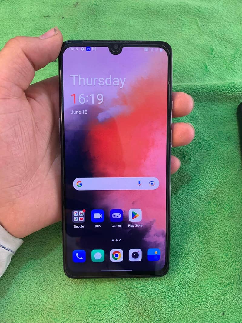 One Plus 7T 6