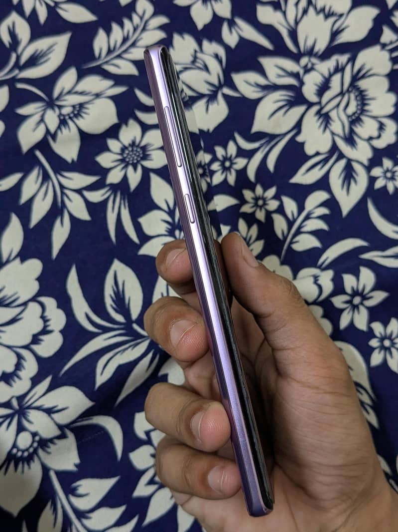 Samsung Mobile Note 9 2