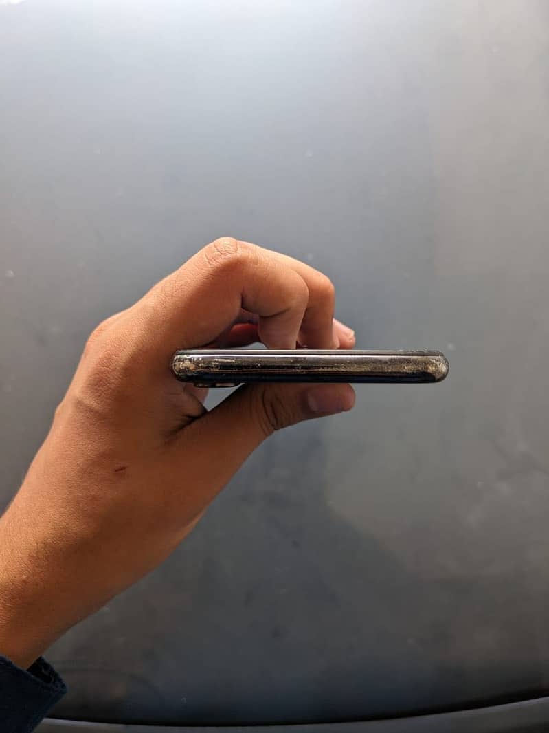Apple iPhone X 2
