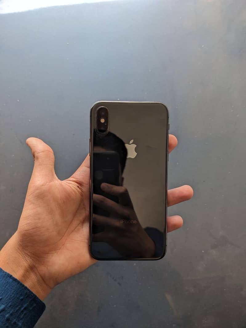 Apple iPhone X 6