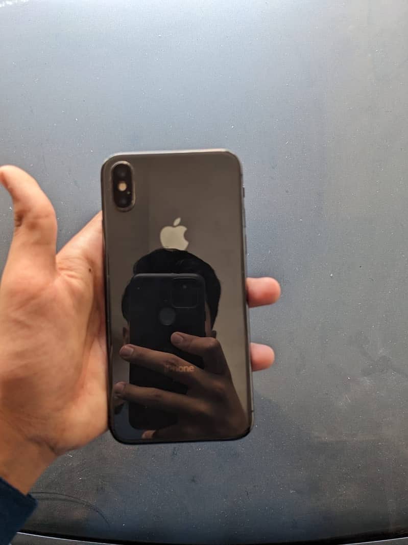 Apple iPhone X 19