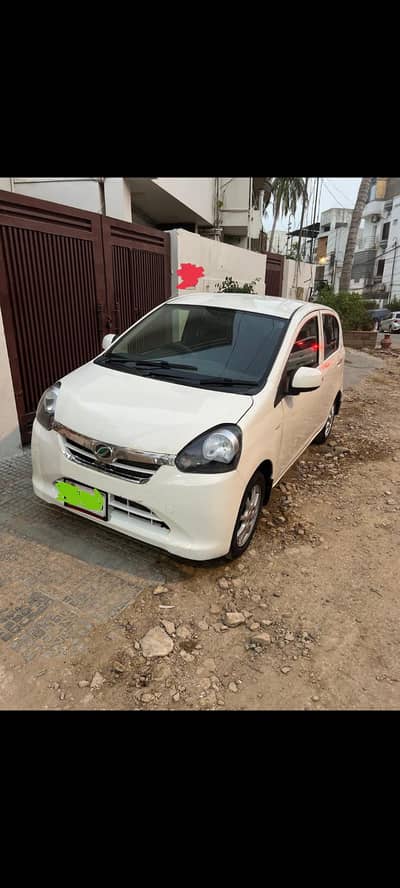 Daihatsu Mira 2013