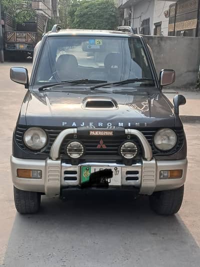 Total original paint inner outer better than mehran Cultus alto santro