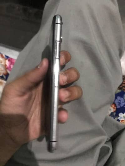 Apple iPhone XS