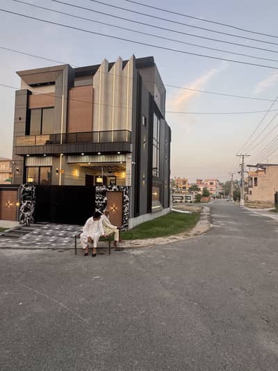 5 marla ultra modern beautiful corner house for sale in central park housing society Lahore