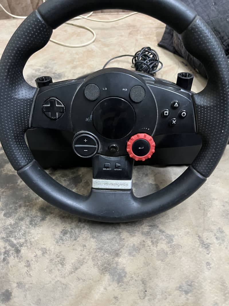Steering wheel 4