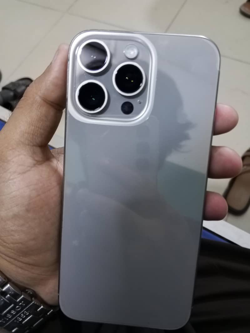 iphone 15 pro max 0