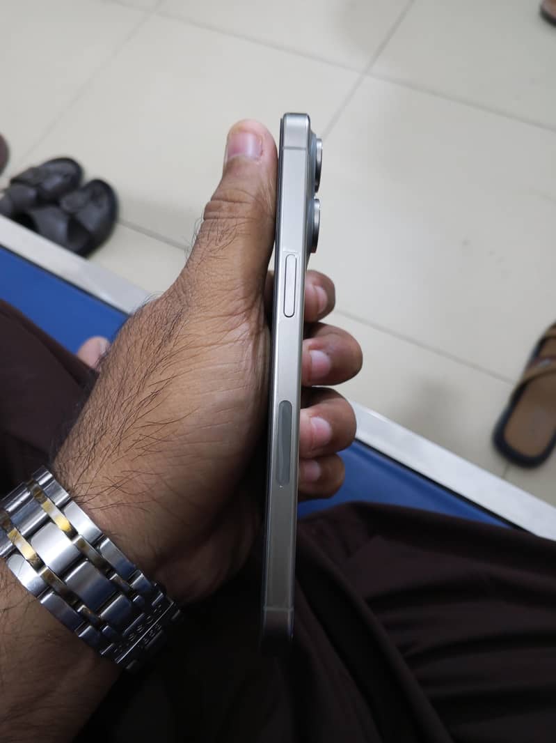 iphone 15 pro max 1