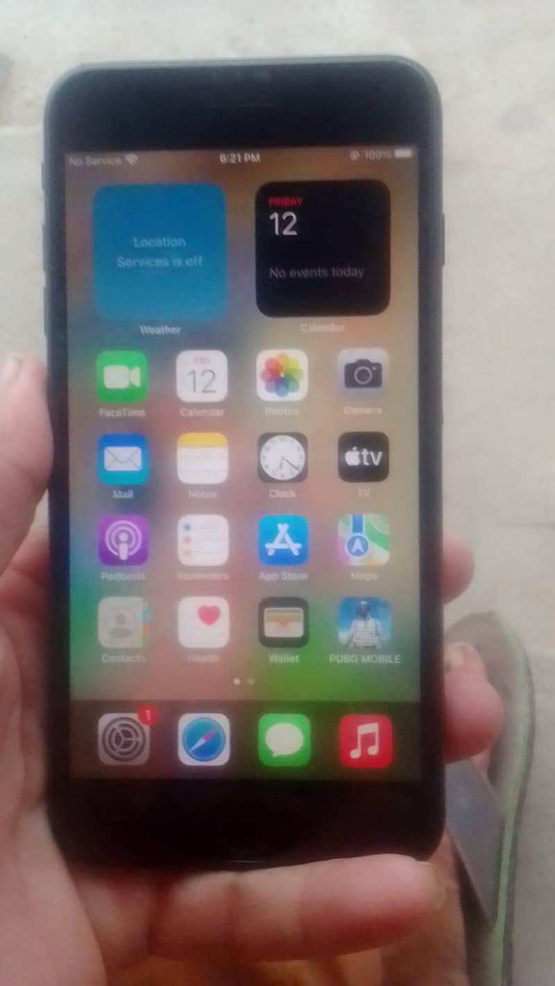 Apple iPhone 8 Plus 6