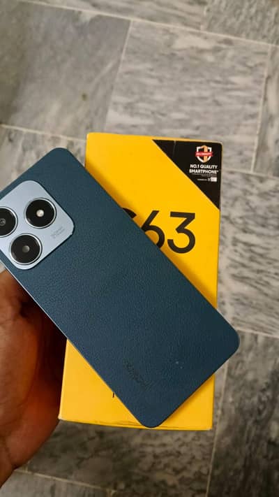 Realme C63