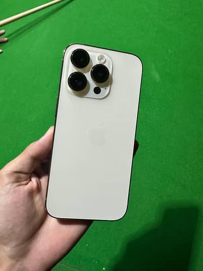 Apple iPhone 14 Pro 10/10 Golden colour
