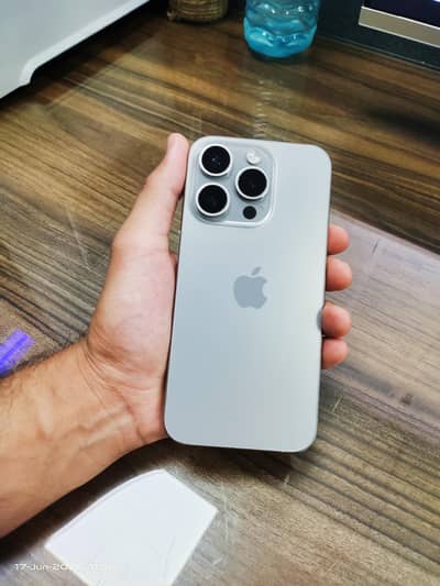 Apple iPhone 15 Pro