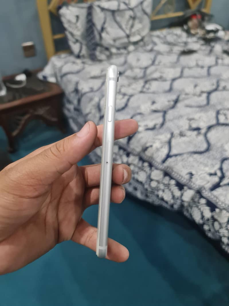 Apple iPhone 6 1