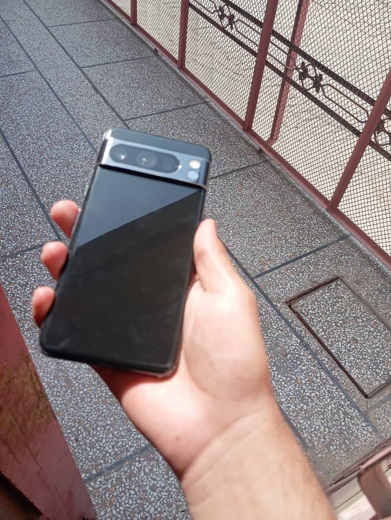 Google Pixel 8 Pro 0
