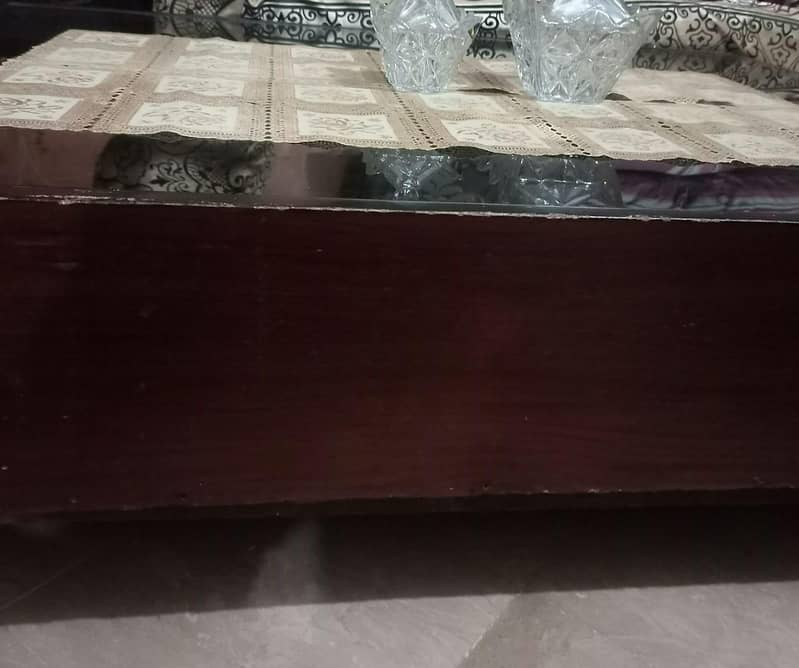 Center Table 4