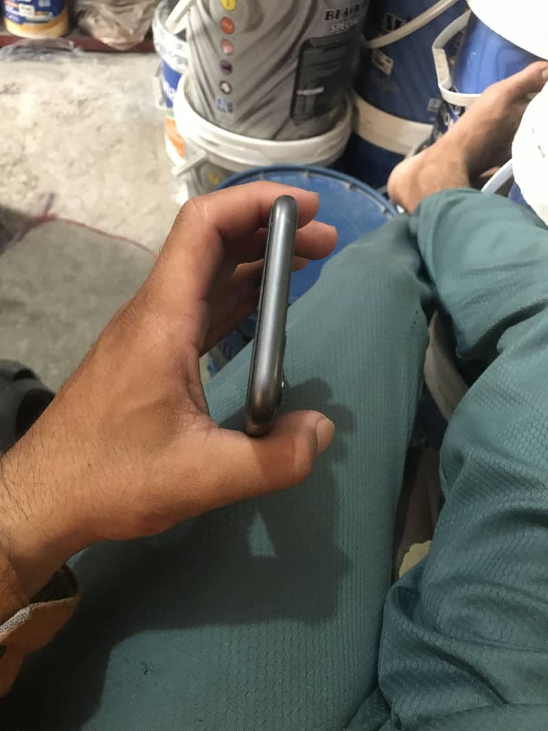 Apple iPhone 11 1