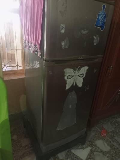 dawlance fridge