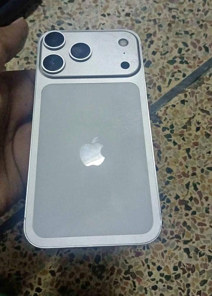 Apple iPhone 17 Pro convert 0
