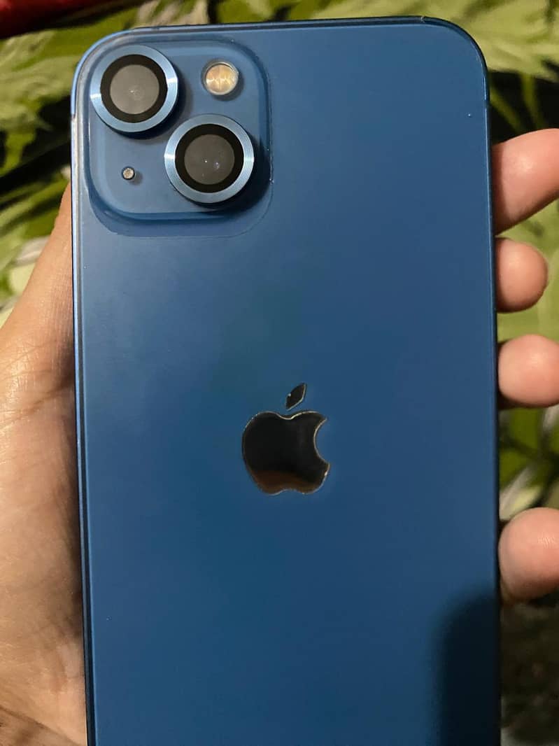 Apple iPhone 13 3