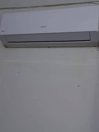 Gree Ac with good condition