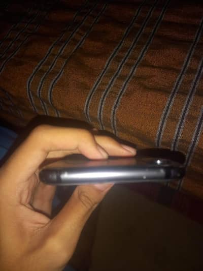 Apple iPhone XS