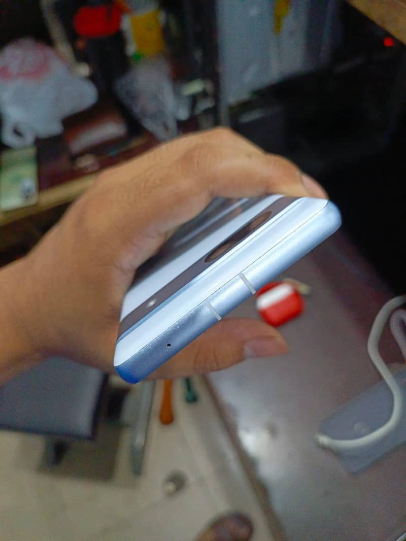 Google Pixel 7a 4