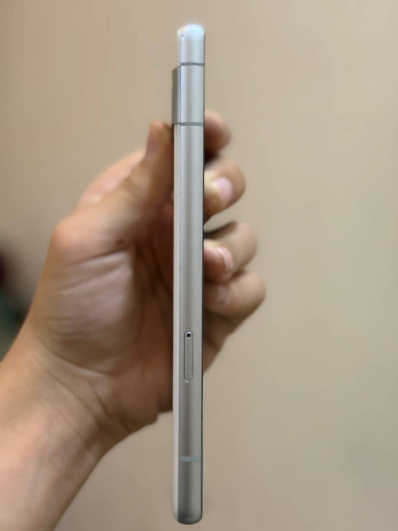 google pixel 7a 3