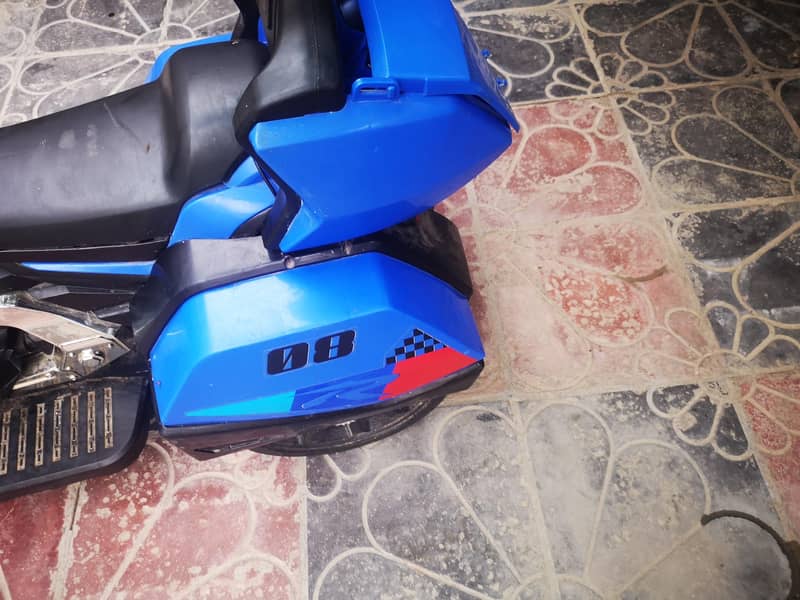 سکوٹی 40 کیلو وزن برداشت کرنے والی سکوٹی 1