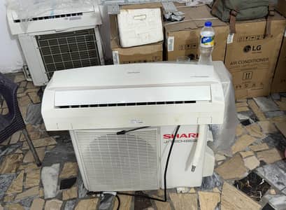 Sharp 1 ton cool only Geniun 1 season use only