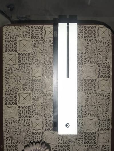 good condition Xbox 1s