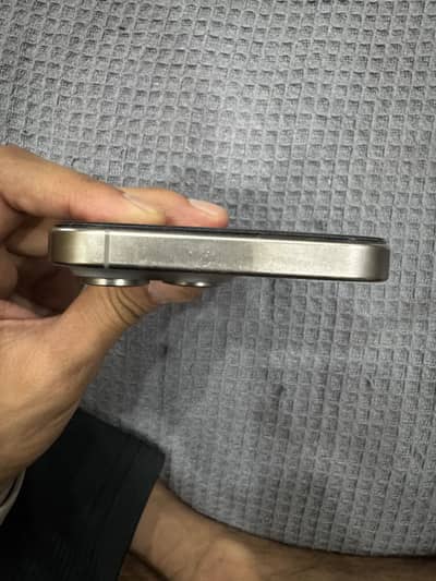 Apple iPhone 15 Pro Max 25gb non pta
